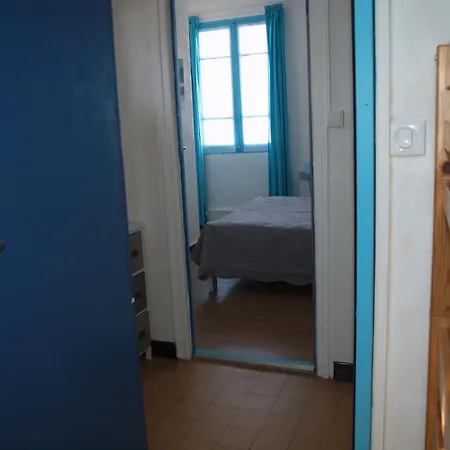 - Les Sirènes Hotel