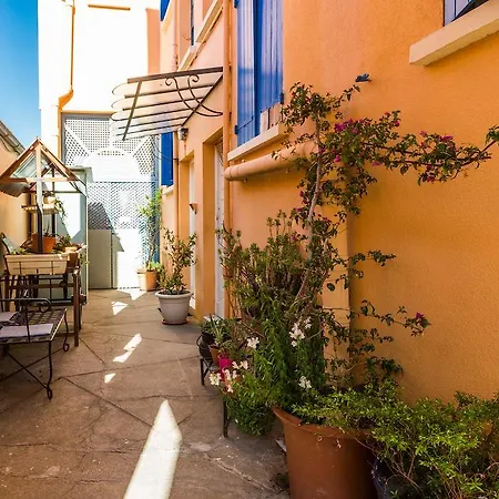 Hotel Restaurant - Villa Les Sirenes 2*