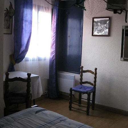 Les Sirenes Hotel
