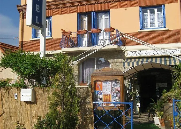 Hotel Restaurant - Les Sirènes 2*